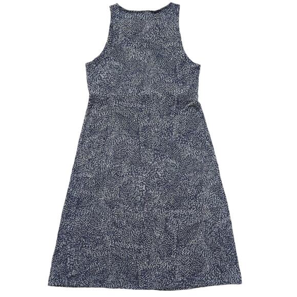 Elegant Blue Sleeveless Dress - Picture 5 of 5